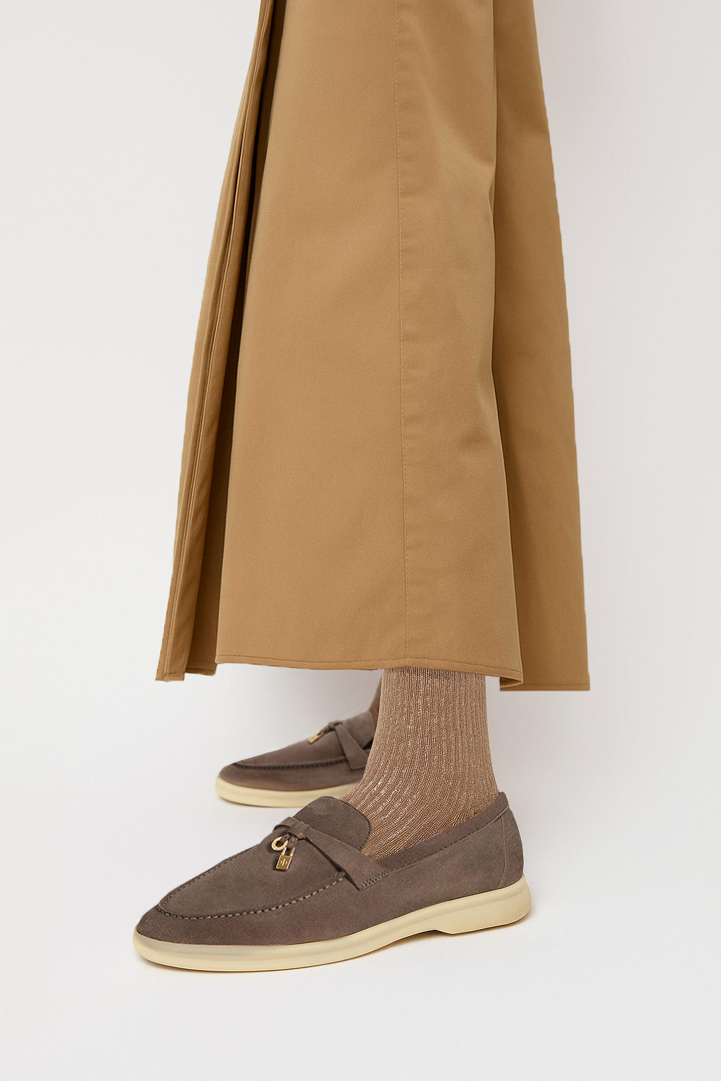 Loro Piana Mocassins Summer Charms Walk pour femmes (daim)